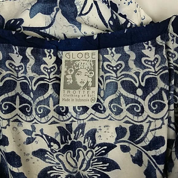 Globe Trotter Floral Print Camisole Top - Picture 6 of 7